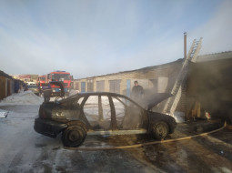 Пожар гаража в городе Лепеле