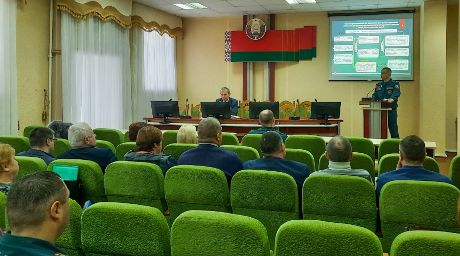 В Лепельском районном исполнительном комитете прошло обучение членов смотровых комиссий города и района