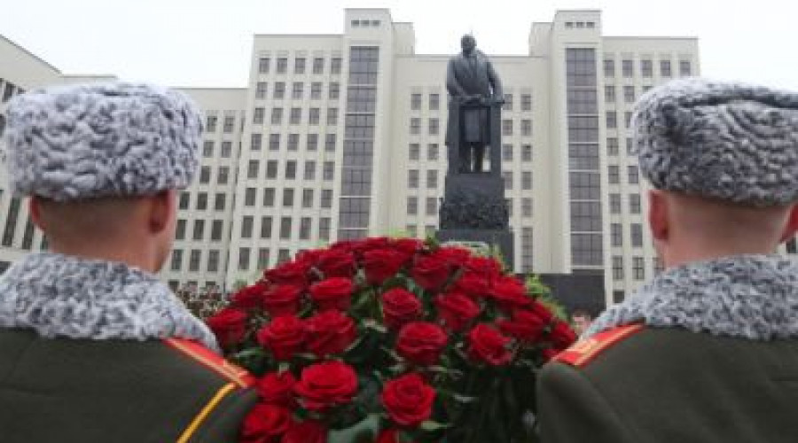 Лукашенко: идеи Октябрьской революции остаются реальной альтернативой колониальной политике капитализма