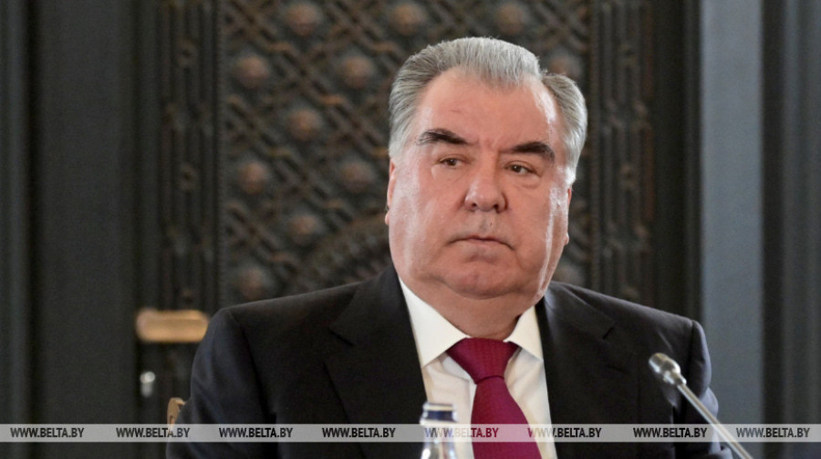 Лукашенко поздравил Президента Таджикистана Эмомали Рахмона с днем рождения