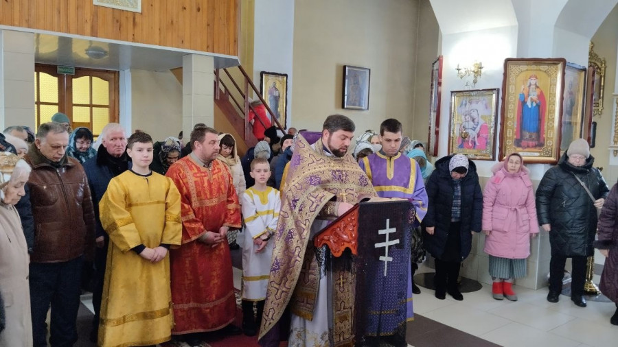 Божественная литургия  в честь праздника Торжества православия