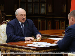 Лукашенко презентовали белорусские конфеты по китайскому рецепту