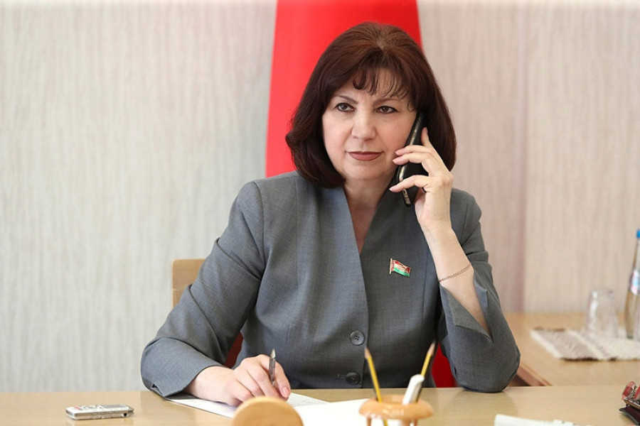 Белорусы смогут позвонить Наталье Кочановой на прямую линию 