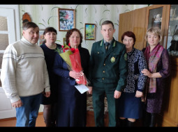 В Лепельском лесхозе поздравили с юбилеем ветерана предприятия