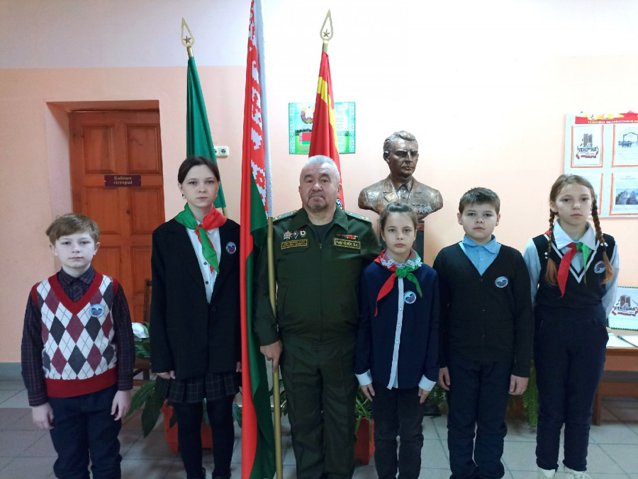 С 23 января по 23 февраля в школе проходит месячник военно-патриотического воспитания
