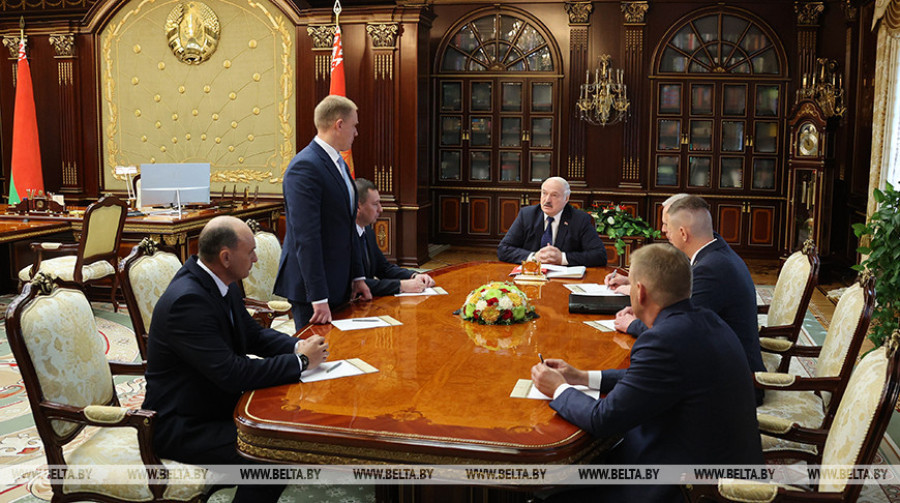 Глава Госпогранкомитета и руководители местной вертикали. Лукашенко рассмотрел кадровые вопросы