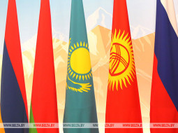 Лукашенко направился с рабочим визитом в Кыргызстан
