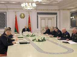 Предполагаемая амнистия к 80-летию освобождения Беларуси стала темой совещания у Лукашенко
