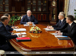 Лукашенко поставил задачу обеспечить безопасность в случае кибератак, но не создавать для этого новые центры
