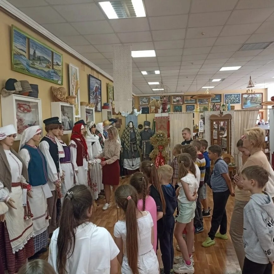 Школьники посетили Лепельский Центр ремесел